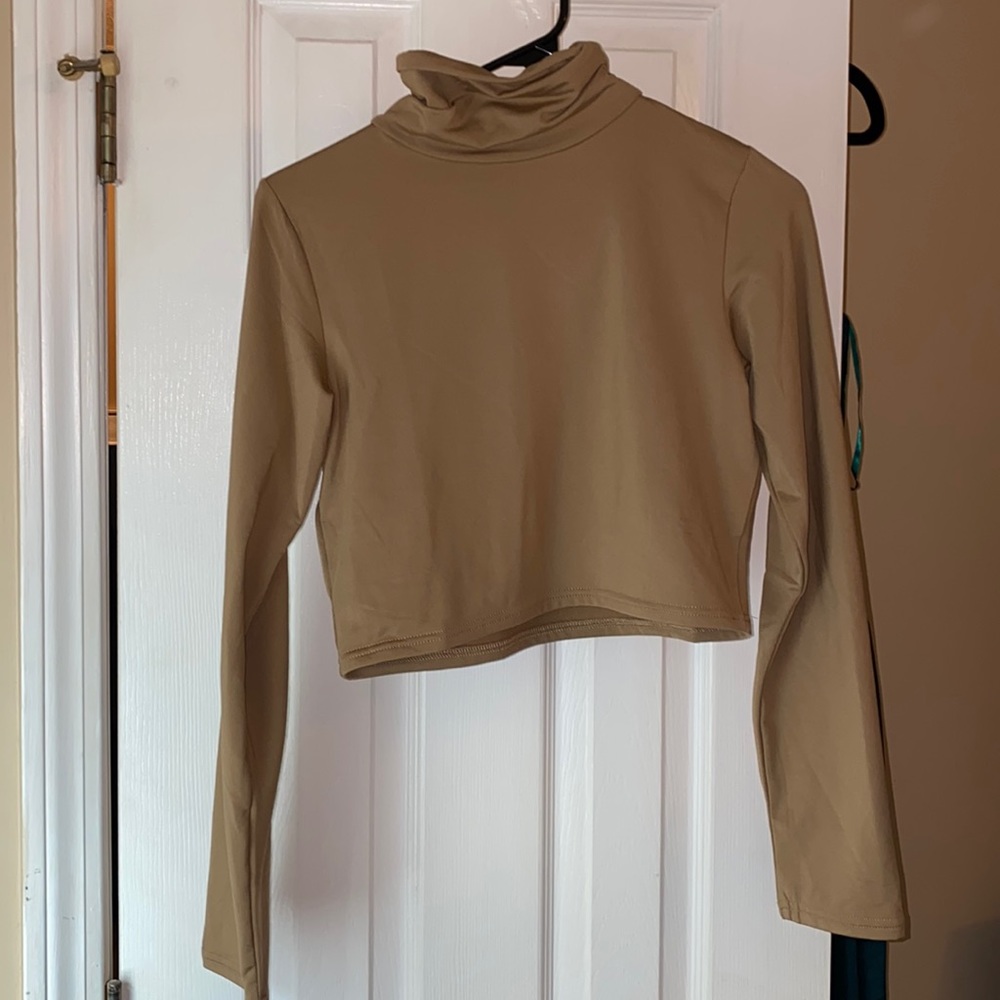 Cropped fleece lined turtle neck tan color long sleeve